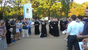 Warszawa: Różaniec pod Szpitalem Bielańskim 1 rozaniec pod lasem bielanskim 1